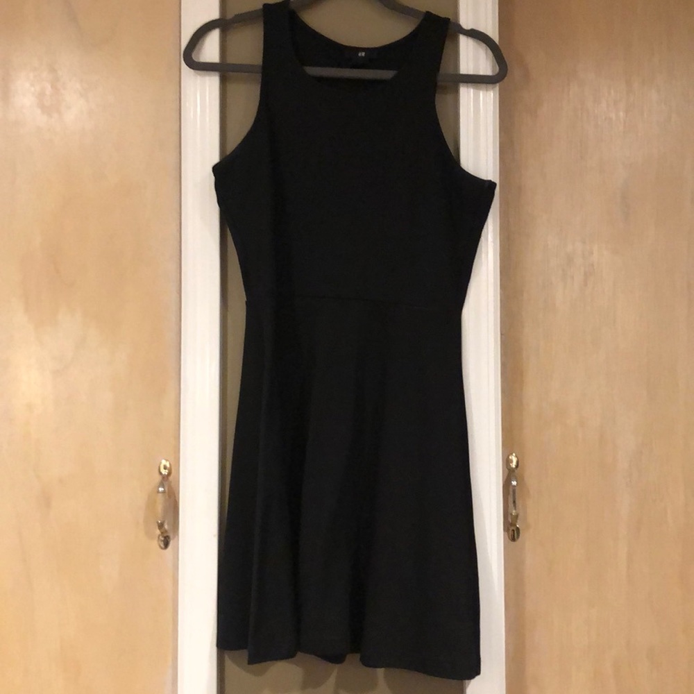 H&M Sz M Little Black Dress